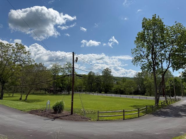 111 Rosedale AVE, Covington, VA 24426