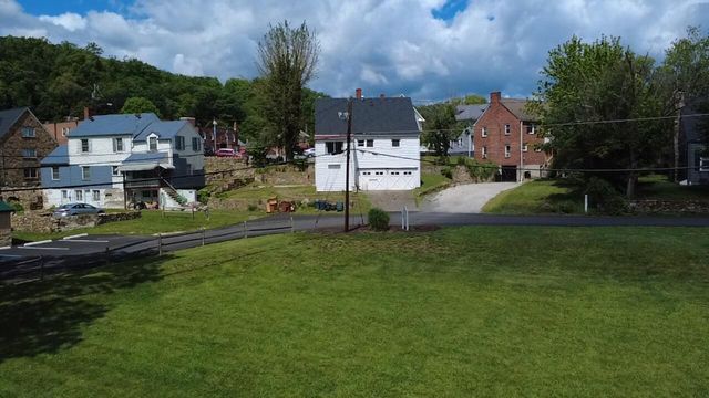 111 Rosedale AVE, Covington, VA 24426