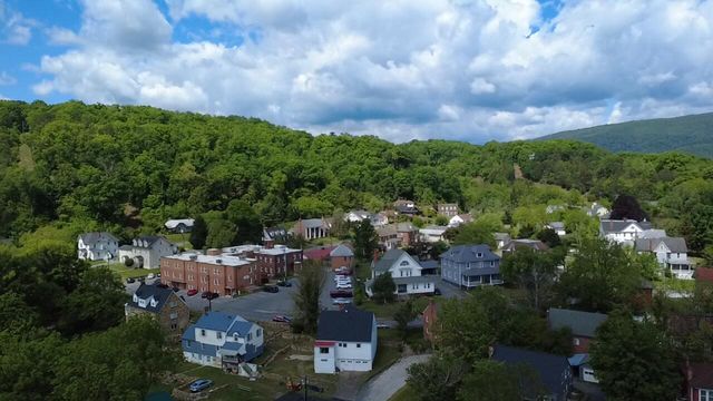 111 Rosedale AVE, Covington, VA 24426