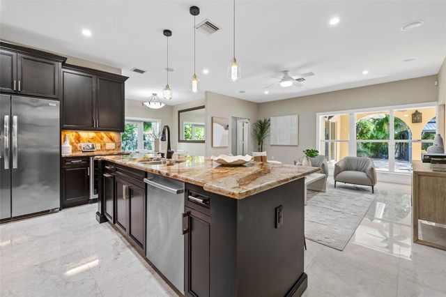 901 SE 6th Street, Fort Lauderdale, FL 33301