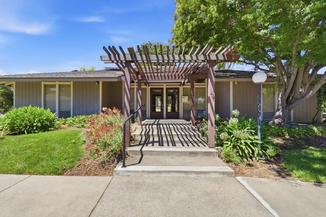 21068 White Fir Court, Cupertino, CA 95014