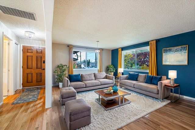 208 Oregon Terrace, Medford, OR 97504