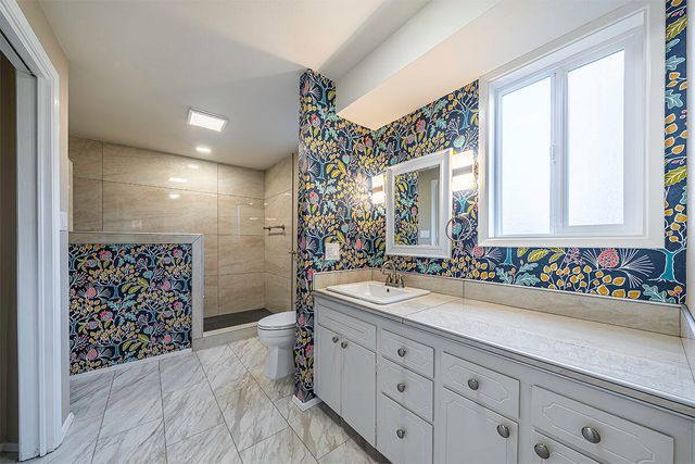 208 Oregon Terrace, Medford, OR 97504