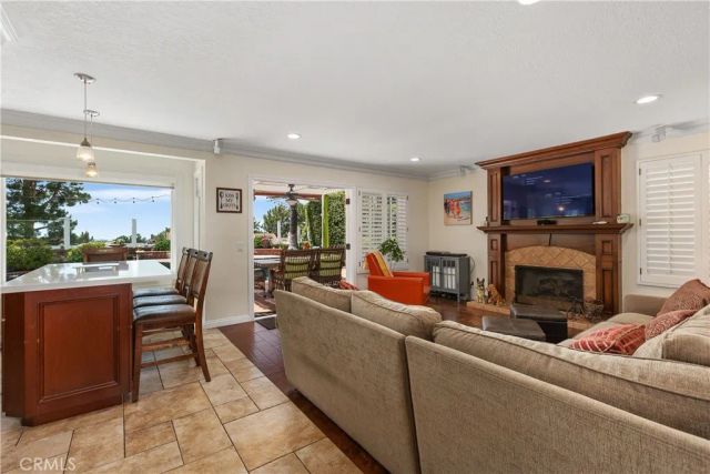 25141 Whitespring, Mission Viejo, CA 92692