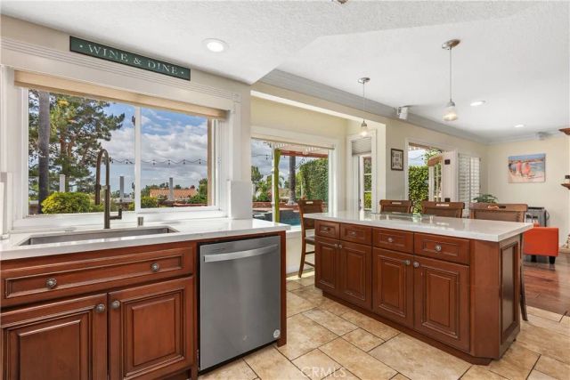25141 Whitespring, Mission Viejo, CA 92692