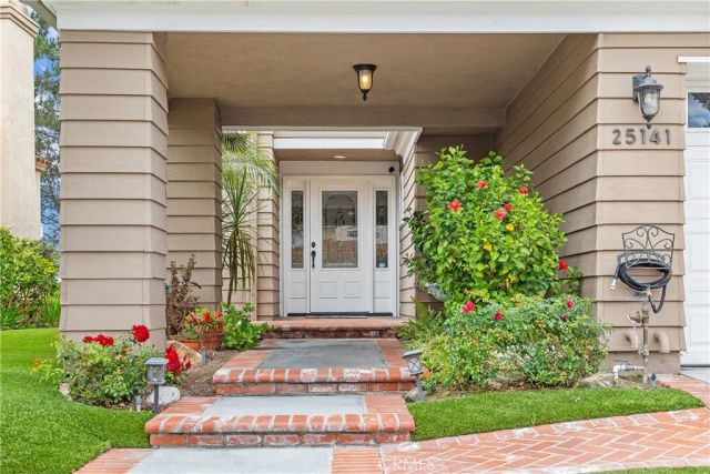25141 Whitespring, Mission Viejo, CA 92692