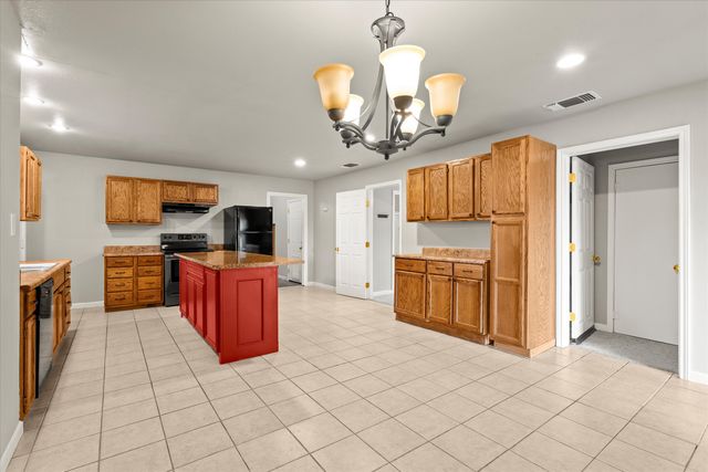 603 Locust Street, Idalou, TX 79329