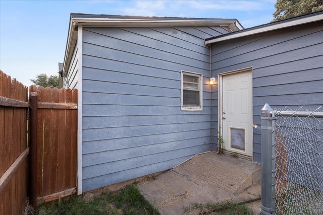 603 Locust Street, Idalou, TX 79329