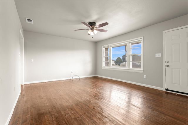 603 Locust Street, Idalou, TX 79329