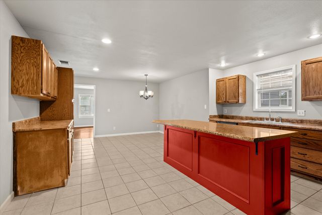 603 Locust Street, Idalou, TX 79329