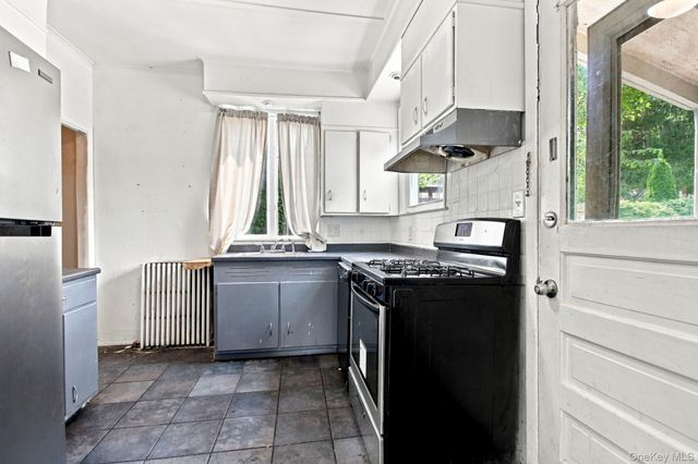 173 S Cherry Street, Poughkeepsie, NY 12601