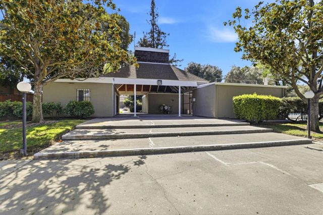 1103 Weepinggate Lane, San Jose, CA 95136