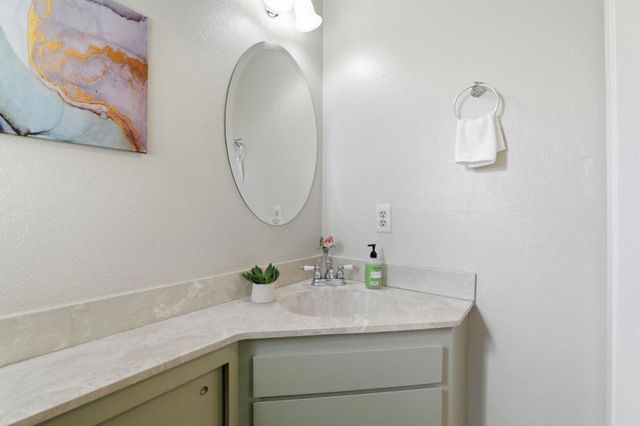 1103 Weepinggate Lane, San Jose, CA 95136