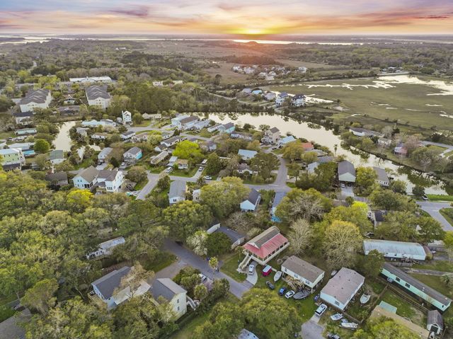 1626 Wigeon Lane, Charleston, SC 29412