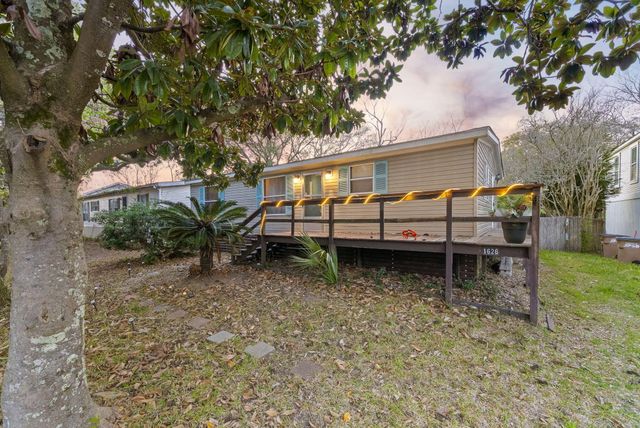1626 Wigeon Lane, Charleston, SC 29412