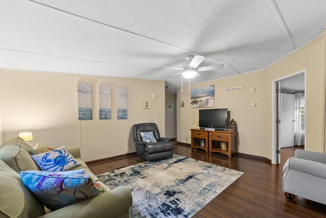 1626 Wigeon Lane, Charleston, SC 29412