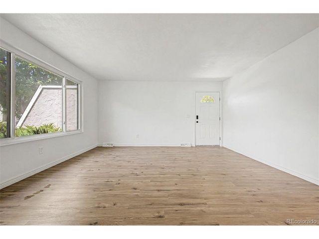1230 Sable Blvd, Aurora, CO 80011