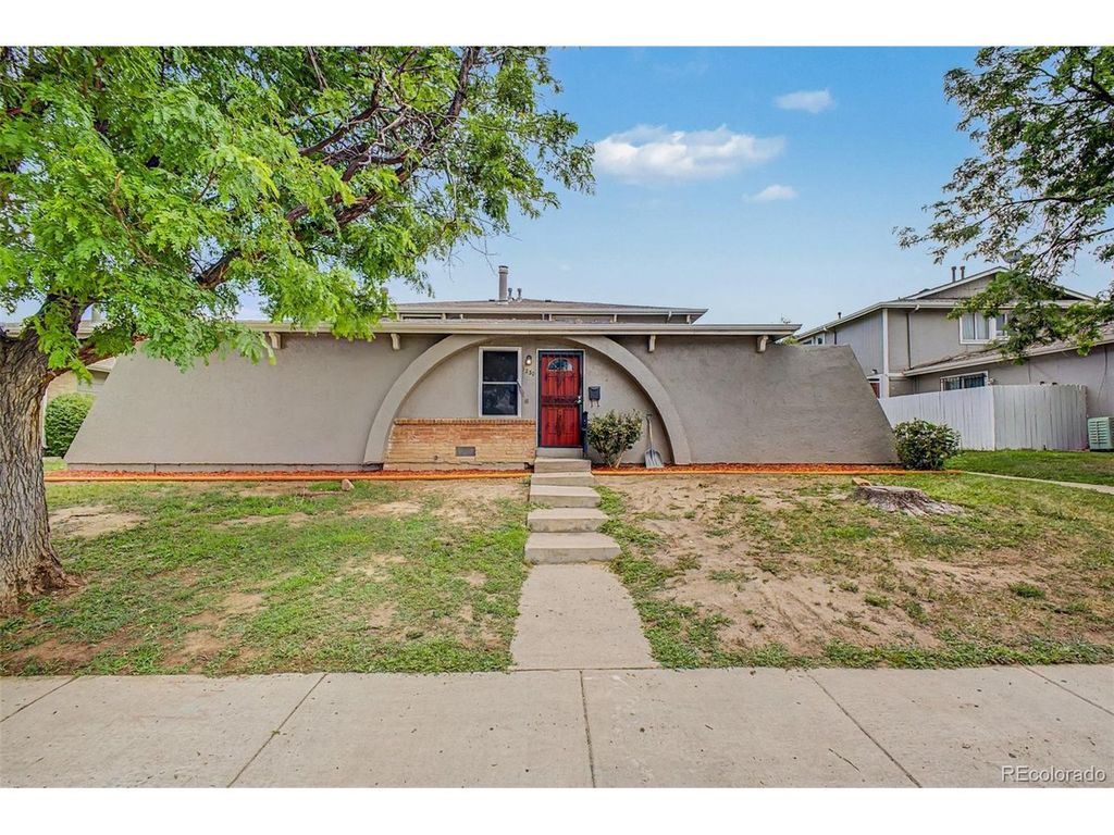 1230 Sable Blvd, Aurora, CO 80011