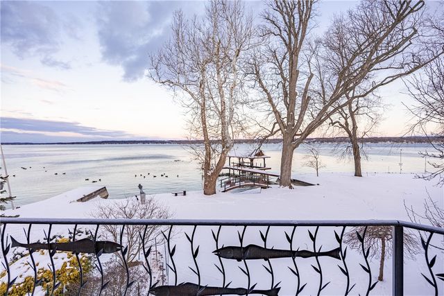 4331 Tichenor Point Drive, Canandaigua Town, NY 14424