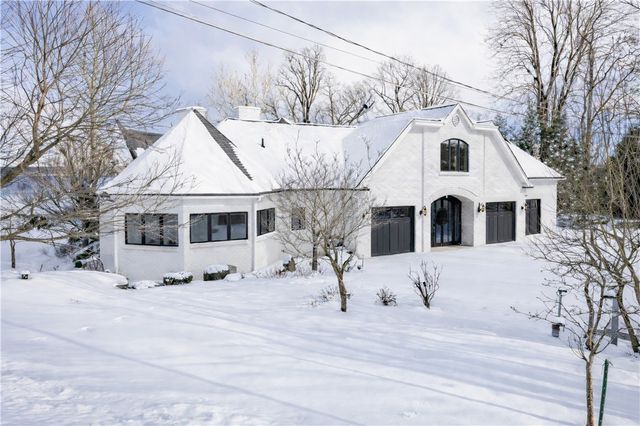 4331 Tichenor Point Drive, Canandaigua Town, NY 14424