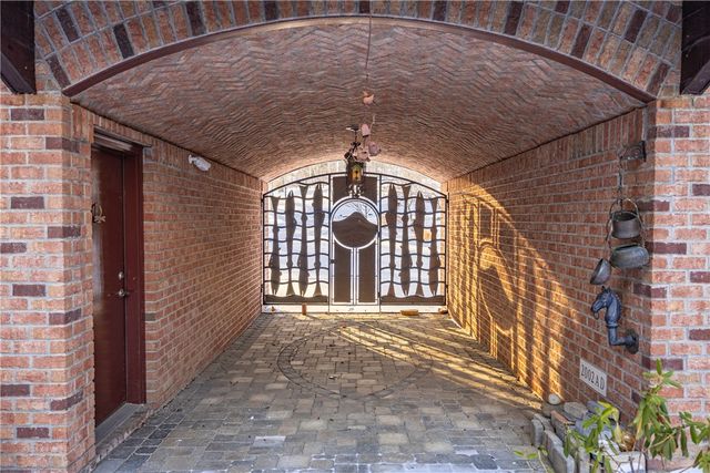 4331 Tichenor Point Drive, Canandaigua Town, NY 14424