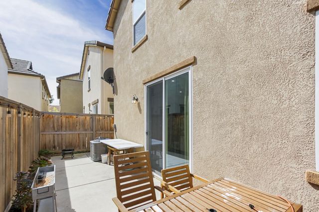 8196 Kramer Ranch Ln, Elk Grove, CA 95758