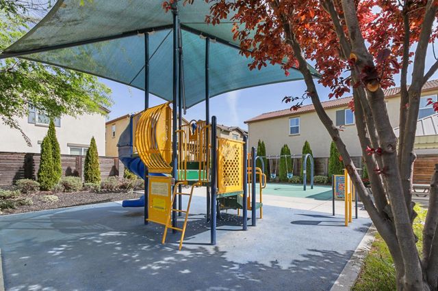 8196 Kramer Ranch Ln, Elk Grove, CA 95758