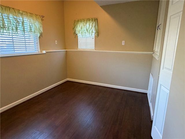 21710 62nd Street, Shawnee, KS 66218