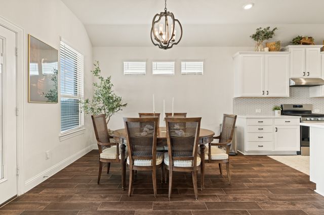 3520 Tunnel Avenue, Aubrey, TX 76227