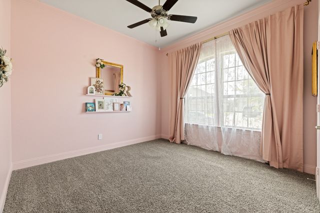 3520 Tunnel Avenue, Aubrey, TX 76227