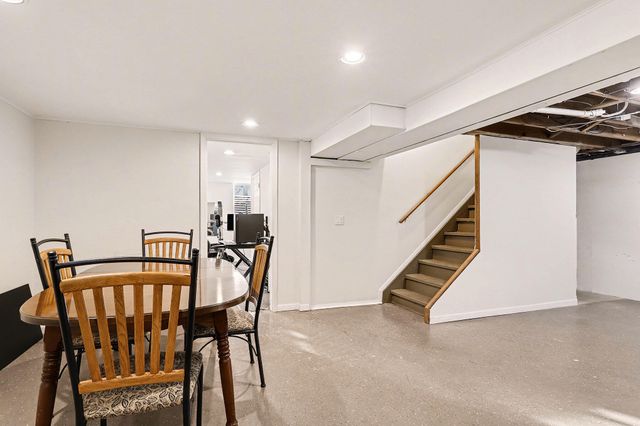 4316 Farnham Avenue, Portage City, MI 49002