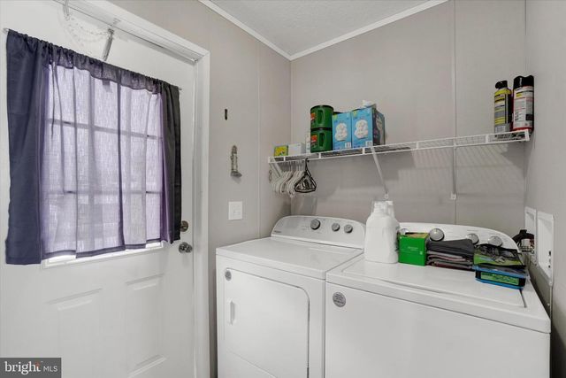 239 CHESAPEAKE EST, Thomasville, PA 17364