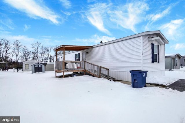 239 CHESAPEAKE EST, Thomasville, PA 17364