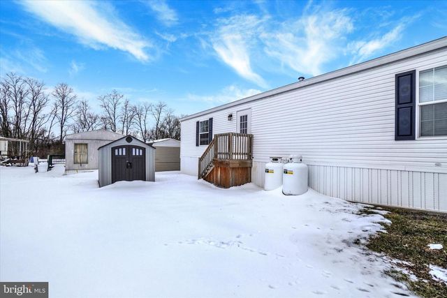 239 CHESAPEAKE EST, Thomasville, PA 17364