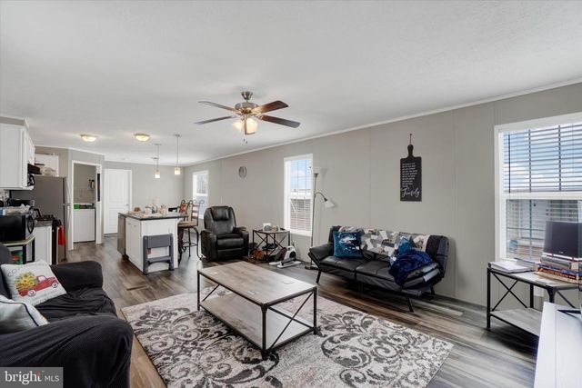 239 CHESAPEAKE EST, Thomasville, PA 17364