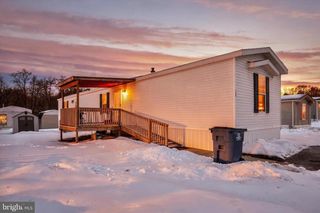 239 CHESAPEAKE EST, Thomasville, PA 17364