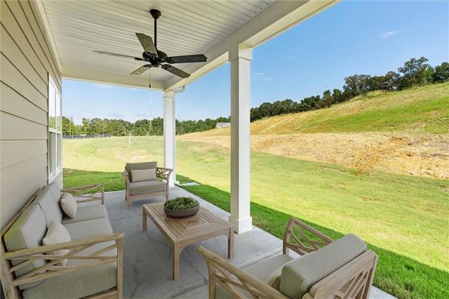 106 Sunflower Lane, Calhoun, GA 30701