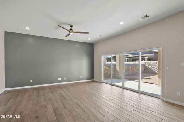 192 Olive Branch, Sunland Park, NM 88008