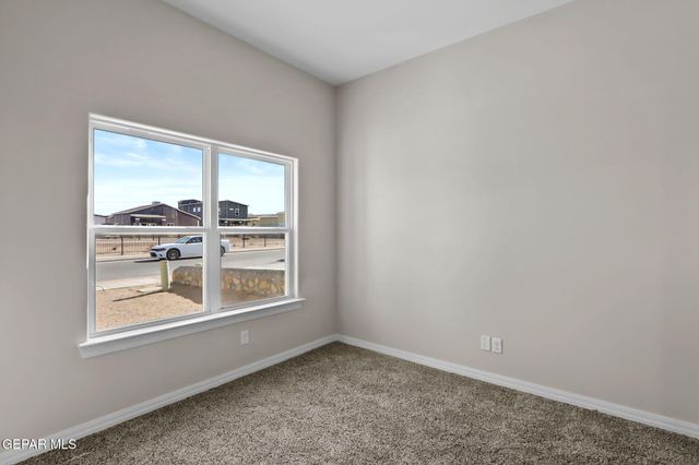 192 Olive Branch, Sunland Park, NM 88008