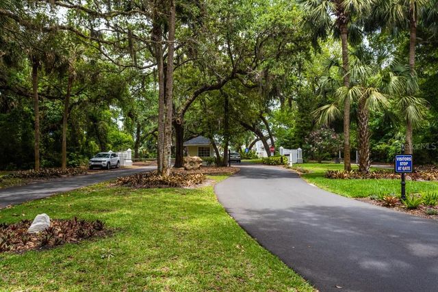 33 BEDFORD DRIVE, Palm Coast, FL 32137