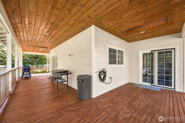 1708 210th Avenue E, Bonney Lake, WA 98391