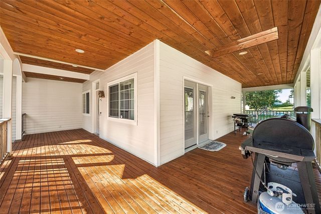 1708 210th Avenue E, Bonney Lake, WA 98391