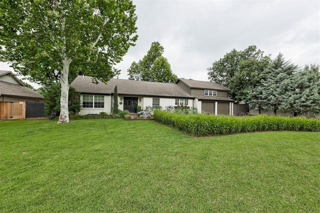 1118 Glenwood Avenue, Nichols Hills, OK 73116