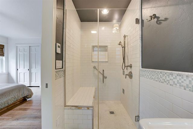 1118 Glenwood Avenue, Nichols Hills, OK 73116