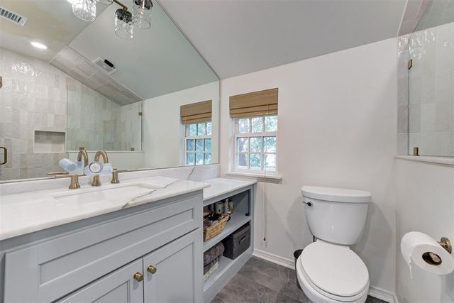 1118 Glenwood Avenue, Nichols Hills, OK 73116