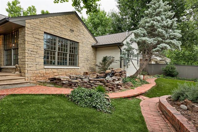 1118 Glenwood Avenue, Nichols Hills, OK 73116