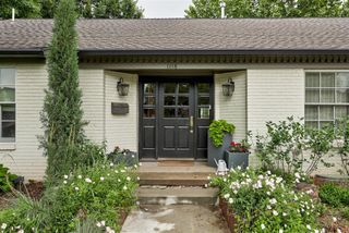 1118 Glenwood Avenue, Nichols Hills, OK 73116