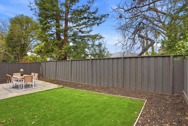 15 Ludina Way, Redwood City, CA 94061