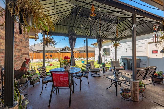 3408 Bastian Road, Dickinson, TX 77539