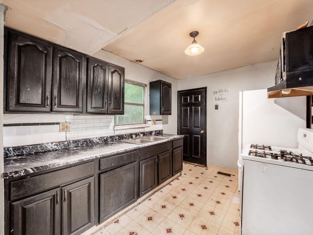 324 Wrexham Avenue, Columbus, OH 43223